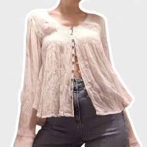 [SOLD] White flowy blouse
